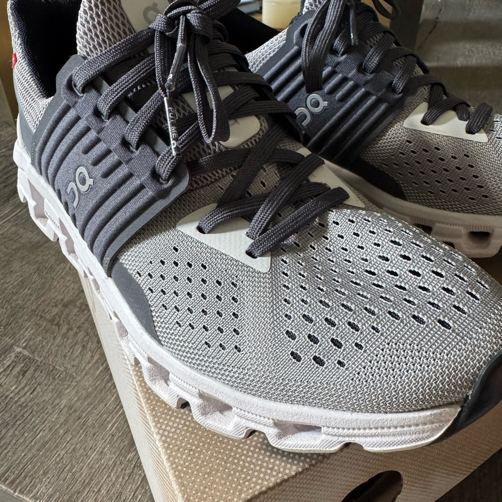 On running Cloudrock Waterproof sneaker - Picture 4 of 6